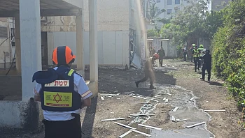 אזעקות בלתי פוסקות בגליל; פצועה קל מפגיעה ישירה בנהריה