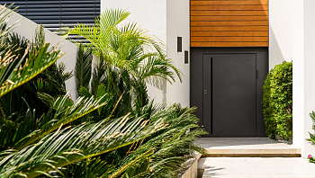 מאחורי הדלת: המותג שמגדיר מחדש יוקרה