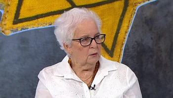 "תמיד מציגים אותי כשורדת שואה, אבל אני בכלל מנצחת שואה!"