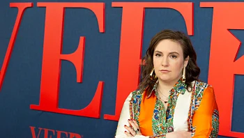 הכוכבת חשפה: "השחקן שלצידי טלטל אותי כשצילמנו סצנת סקס"