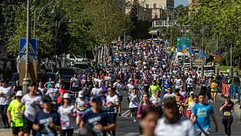 חסימות כבישים ומסלול מקוצר בגלל החום: החל מרתון ירושלים