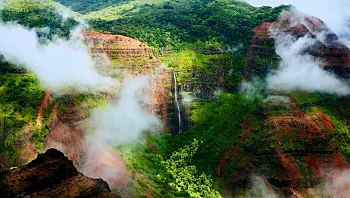 חופשה מהסרטים: 5 חוויות שאסור לפספס במדינה שנוצרה מאש ומים
