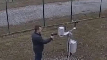 הימרו על מזג האוויר - וחיממו את המדחום עם פן לשיער