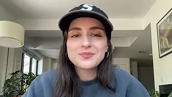 המקעקעת הישראלית שכבשה את הוליווד - ולא שכחה מאיפה היא באה