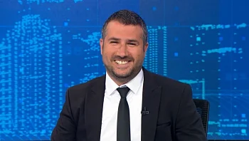 כסף על הרצפה: הקניון העלים ראיות - ויפצה צעירה שהחליקה במיליונים