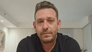 נהג המונית שנשלח לאסוף מעטפת כסף - והציל קשישה מניסיון הונאה