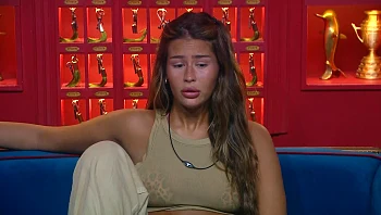 שלי בהלם: "אין לי בעיה עם 'סימות', אבל עכשיו אני גרה איתן"