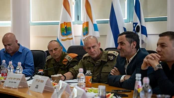 מפקדי פקע"ר ופיקוד הצפון לראשי הרשויות: "זו מלחמה ארוכה"
