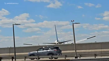 מטוס, עמוד חשמל ומשאית: שרשרת האירועים הבלתי נתפסת שתועדה