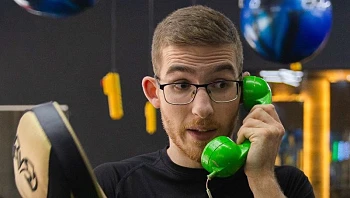 הראפר שלא מוותר על הקריירה כמאמן אגרוף: "השילוב - כוח על"