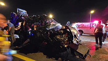 תאונה קטלנית ליד גדרה: נער ונערה נהרגו, 3 נפצעו קשה