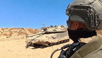 "מתח מטורף": תיעוד מעזה עם הלוחמים שפועלים בקו הצהוב