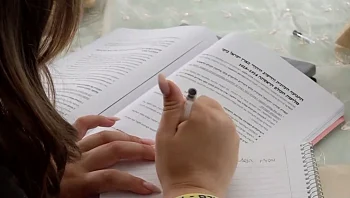 המבחנים שנדחו ונשף הסיום שבוטל: הנוער בצפון חי בשגרת מלחמה