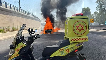 חשד לחיסול בנתיבי איילון: הרוגה בפיצוץ רכב סמוך לצומת חולון