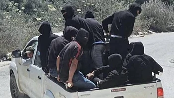 אנרכיה בשטחים: מתנחלים יידו אבנים בחווארה, 7 פלסטינים נפצעו