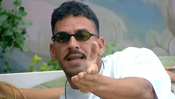 "מלך העיוותים הראשי לעולם חסדו": העימות הדרמטי של עומר וגל