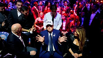 טראמפ חגג 80 עם קרבות UFC על המדשאה: "רק הוא יכול לעשות שטויות כאלה"