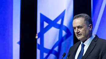 כדי להגיע לחתונת בן של ראש עיר ליכודית: כ"ץ עזב ישיבת קבינט