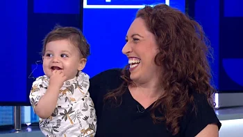 התינוק שנולד חירש ושמע לראשונה בגיל שנה: "זה כמו להיוולד מחדש"