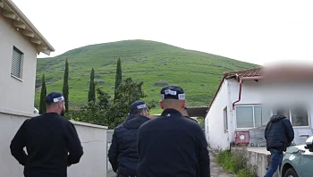 נישואי הקטינים: המשטרה פשטה על יבנאל, חברי קהילה עוכבו לחקירה