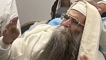 חסידים השתלטו באופן בלתי חוקי על חלקות קבר בבית עלמין | צפו