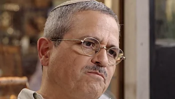 "מה הדבר הכי אלים שעשית בחקירה?": רוני אלשיך בריאיון אישי נדיר