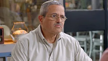 אסנהיים, עונה 1, פרק 7: רוני אלשיך