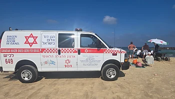 בן 50 טבע ונמשה מהמים במצב אנוש בחוף באשקלון