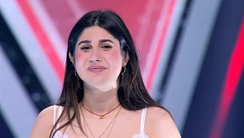 מהפלאפל המשפחתי אל הבמה הגדולה: האודישן של עדן רג'ואן