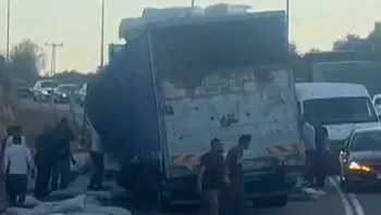 הקטל בדרכים: שני הרוגים בתאונה בין 2 משאיות בכביש 60 בשומרון