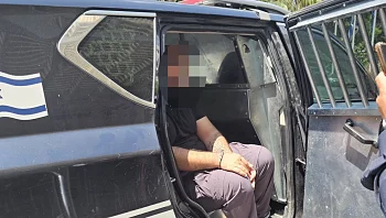הכה אוהדים עם מוט: מאבטח נעצר בחשד למעורבות בקטטה באצטדיון