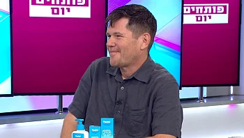 אקנה בלי מלחמה: האם אפשר לטפל בעור בעדינות?