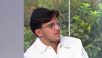 הזמר החרדי ששבר את הסטיגמות - וכבש את המנטורים