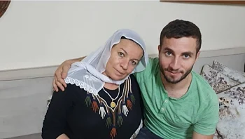 "האימא של החיילים" מחורפיש פותחת מחדש את המסעדה לזכר בנה
