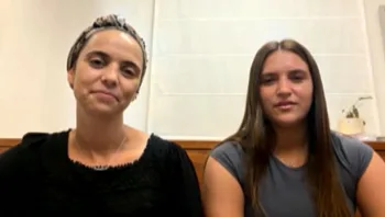 הולכות הרגל ניצלו ממשאית שכמעט מחצה אותן: "עדיין לא מאמינה"