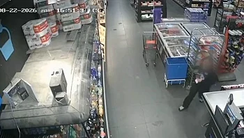 תיעוד: גנב כסף מסניפי AM:PM בת"א - 24 פעמים תוך חודש