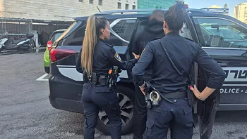 "ניסה לשדל אותה": תושב חולון חשוד בעבירות מין בבת 13 ברשת
