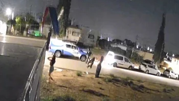 אישום: הפסיק לשלם לבת 17 על תמונות מיניות - והותקף באלימות