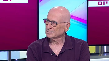 מה קורה לחברה כשמוסדותיה קורסים ומי הם אנשים שקמים במקומם?