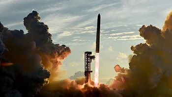 ההישג של SpaceX ואילון מאסק - והפיצוץ הדרמטי על כן השיגור