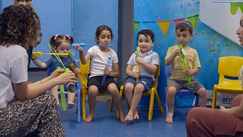 שנינה פוגשת לראשונה את המציאות של ילדי שדרות: "הם גיבורים"