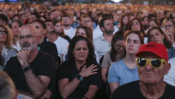 רבבות בטקס הזיכרון הלאומי ל-7.10: "רק אם נזכור, נוכל לתקן"