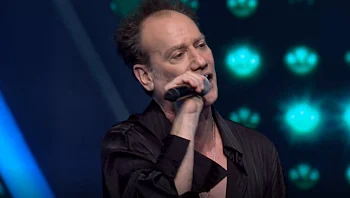 "Under The Bridge" - הביצוע של תומר שרון באודישן