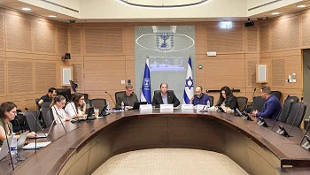 אושר בוועדה: לא ניתן יהיה להגיש תביעה ייצוגית נגד עסקים קטנים