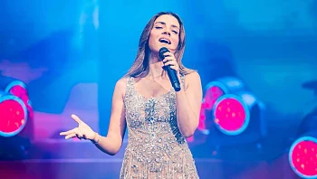 שירי מימון הופיעה בקיסריה והראתה שהיא דיוות הנשמה של ישראל