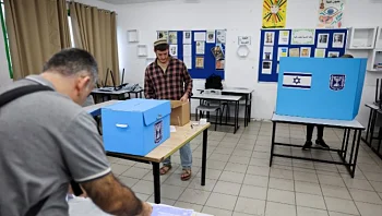רגע האמת: 95% מהקלפיות נפתחו, הבחירות הגורליות יצאו לדרך