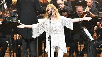 כשרוק לובש סימפוניה: ריקי גל והפילהרמונית בערב בלתי נשכח