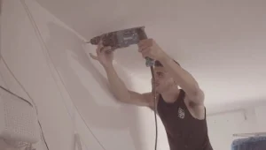 נבחרת "הכול כלול" משפצת את ביתם של בני זוג שקרסו כלכלית