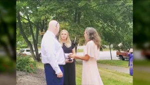 אמריקה מזועזעת: צעירה מקליבלנד התחתנה עם האיש שרצח את אחיה