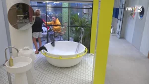 מה גרם לתמי ותומר להפסיק שיחה לילית?